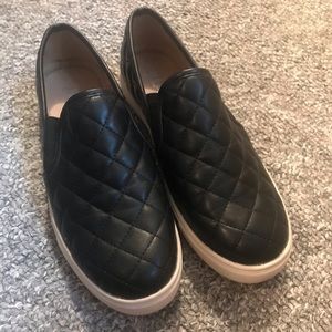 Black Slip On Tennis Shoes